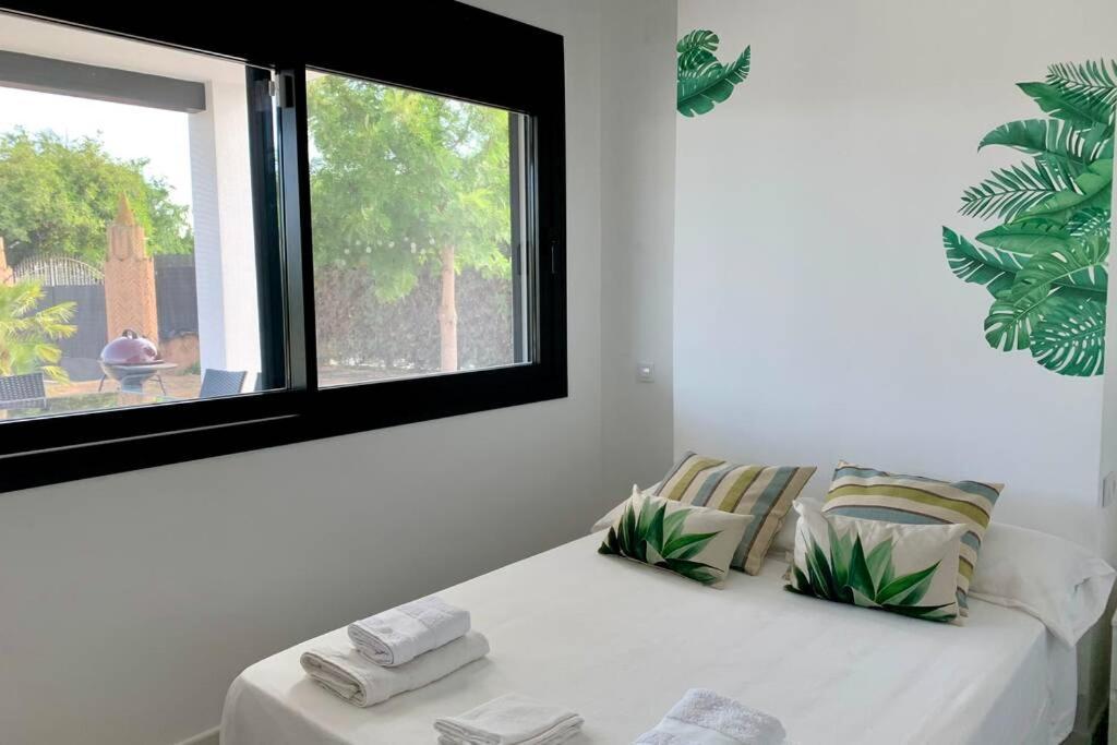 Ole Tu Andalucia Villa Sanlúcar la Mayor Dış mekan fotoğraf