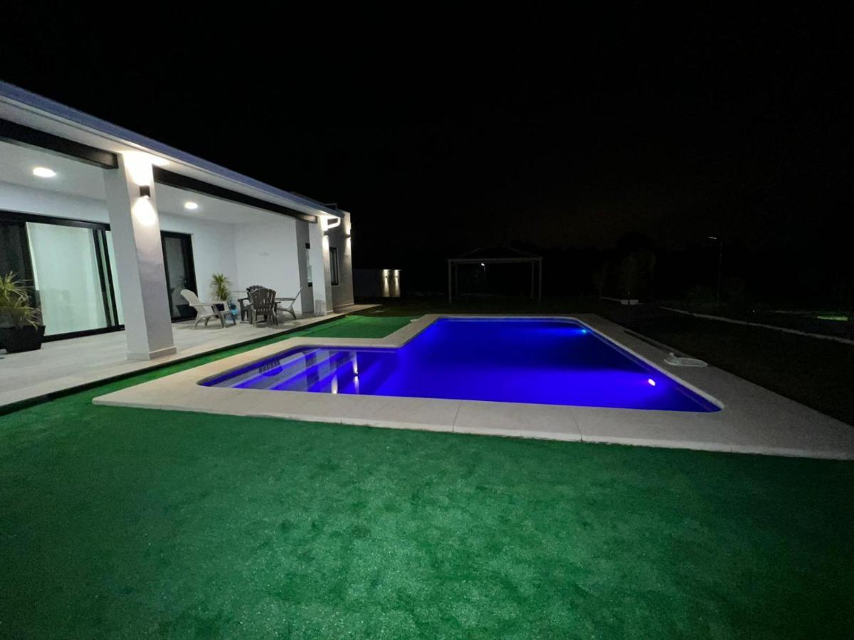 Ole Tu Andalucia Villa Sanlúcar la Mayor Dış mekan fotoğraf