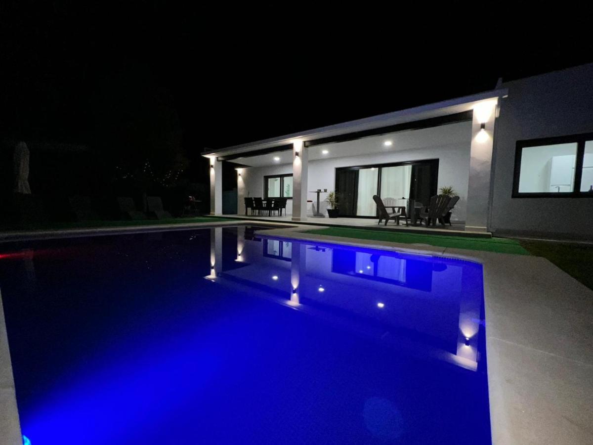 Ole Tu Andalucia Villa Sanlúcar la Mayor Dış mekan fotoğraf